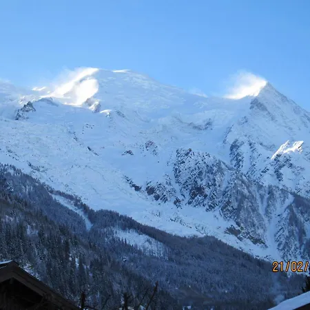 Facing The Chamonix Needles Apartment Les Houches Exterior photo