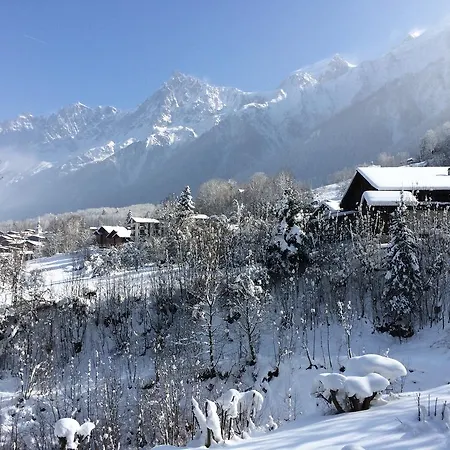 Facing The Chamonix Needles Apartment Les Houches Exterior photo